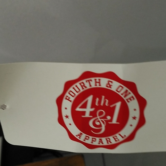 Ohio V-neck T-shirt - Picture 3 of 3